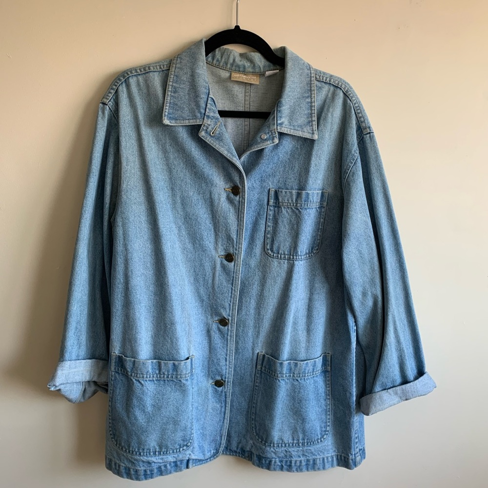 LIZ CLAIBORNE DENIM JACKET